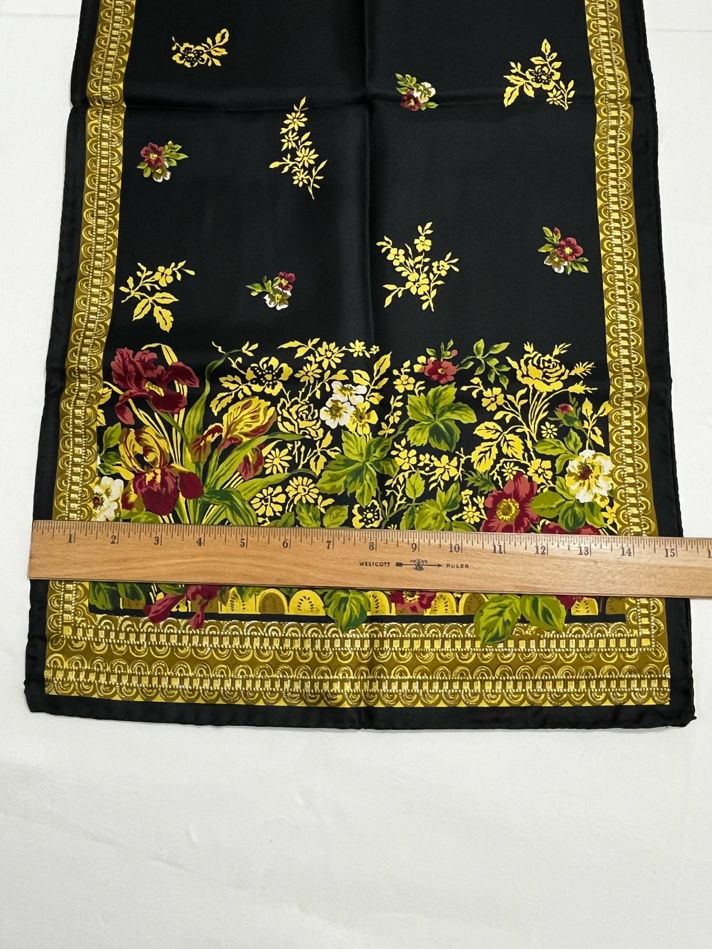 Vintage 90s Smithsonian Silk Scarf - Cascading Flowers - Picture 9 of 16
